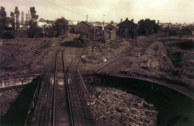 Railway yards, Queens Ave, Hamilton- early days